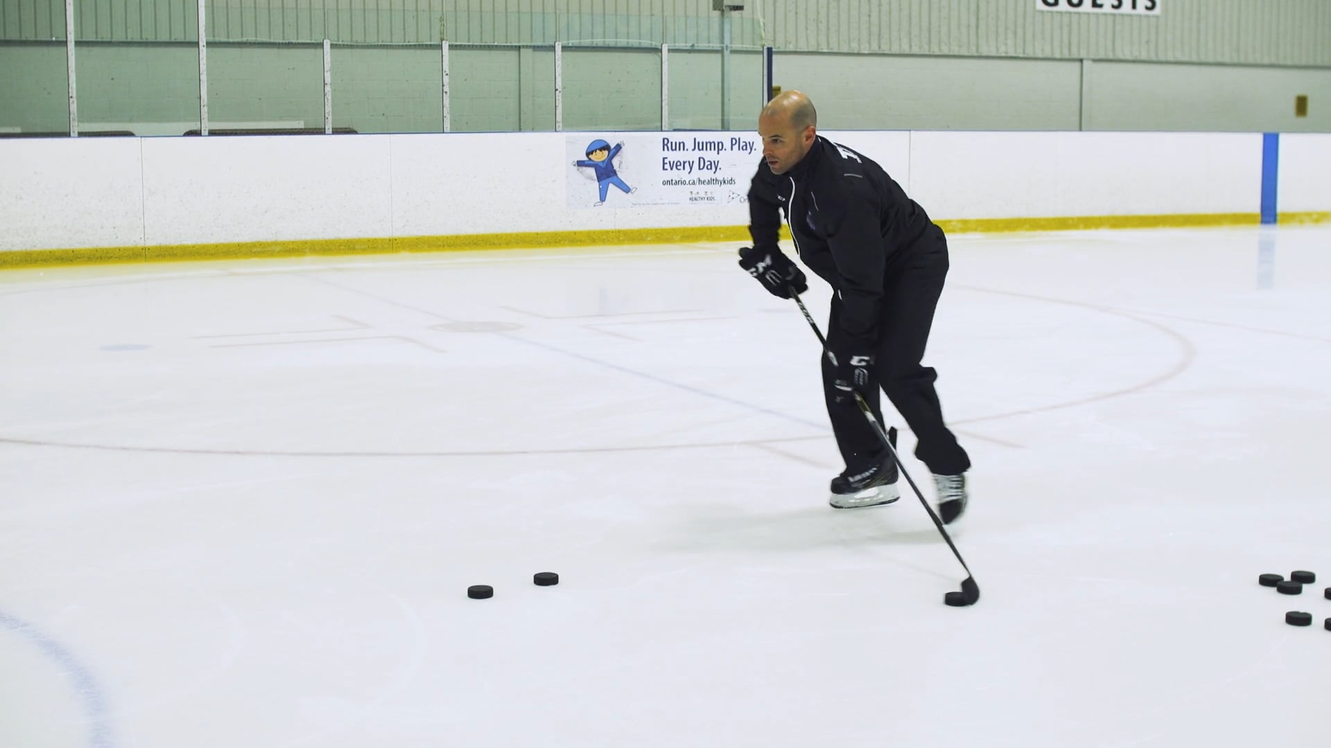 Quick Tip: Backhand to Forehand Shot